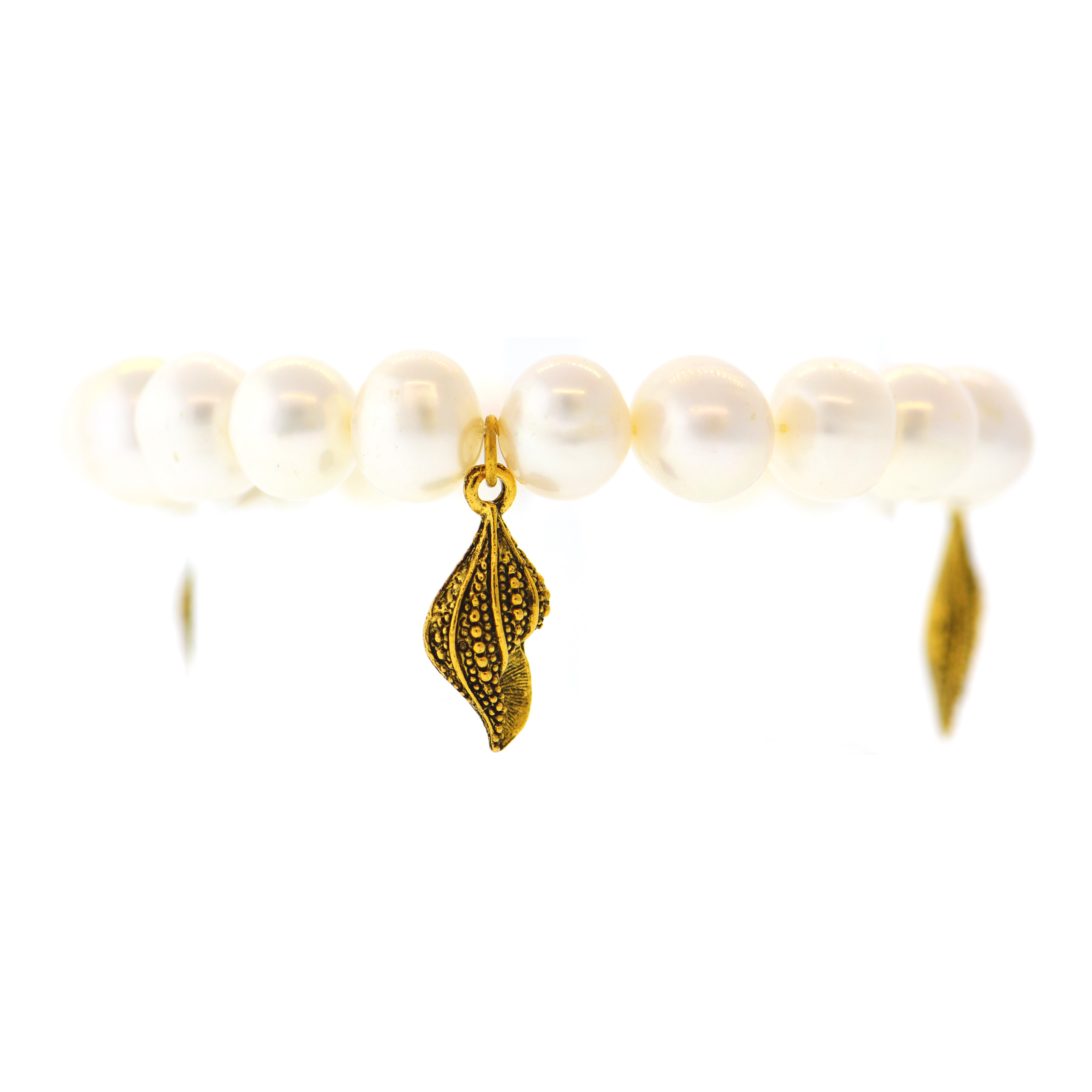 White Pearl Galapagos Conch Shell Bracelet