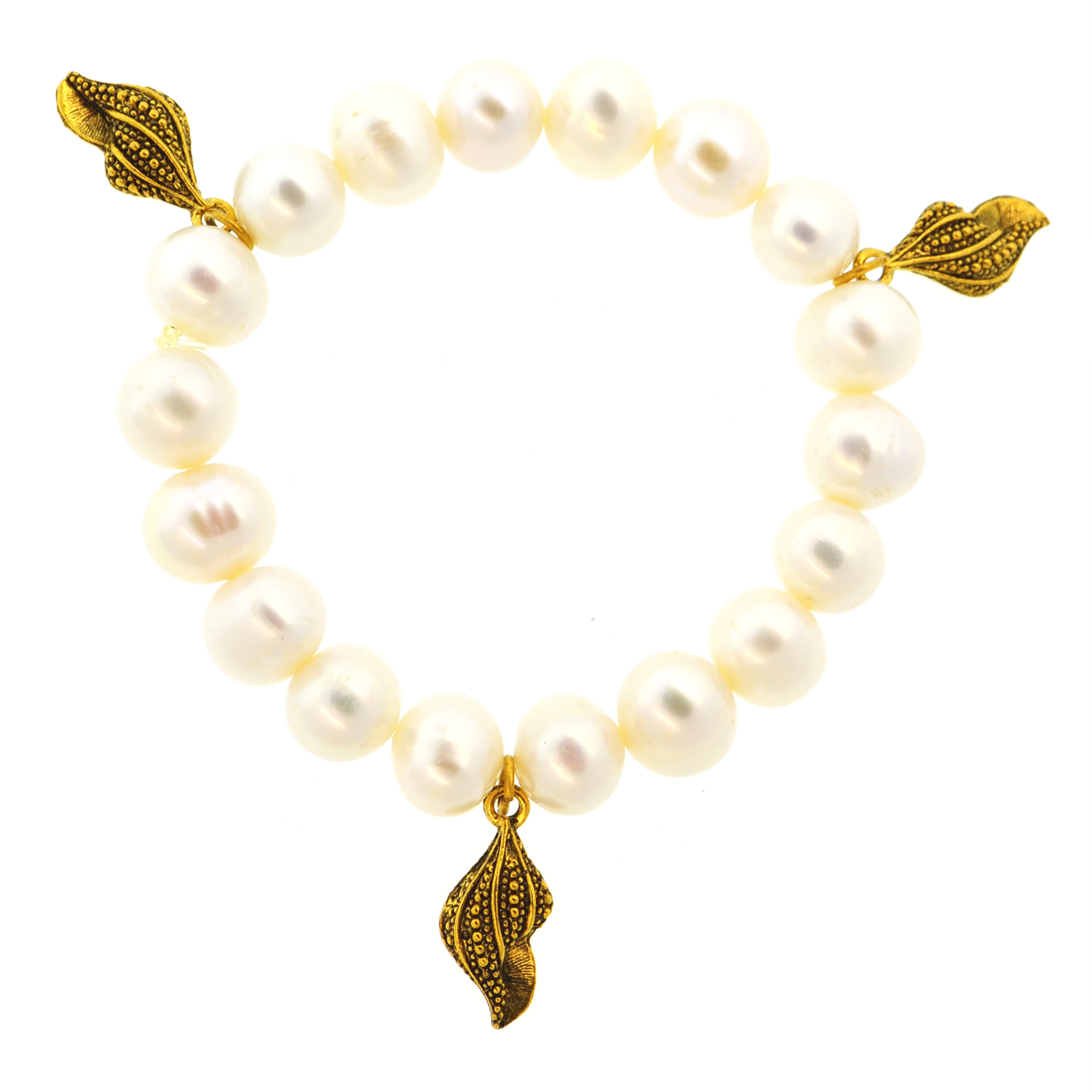 White Pearl Galapagos Conch Shell Bracelet