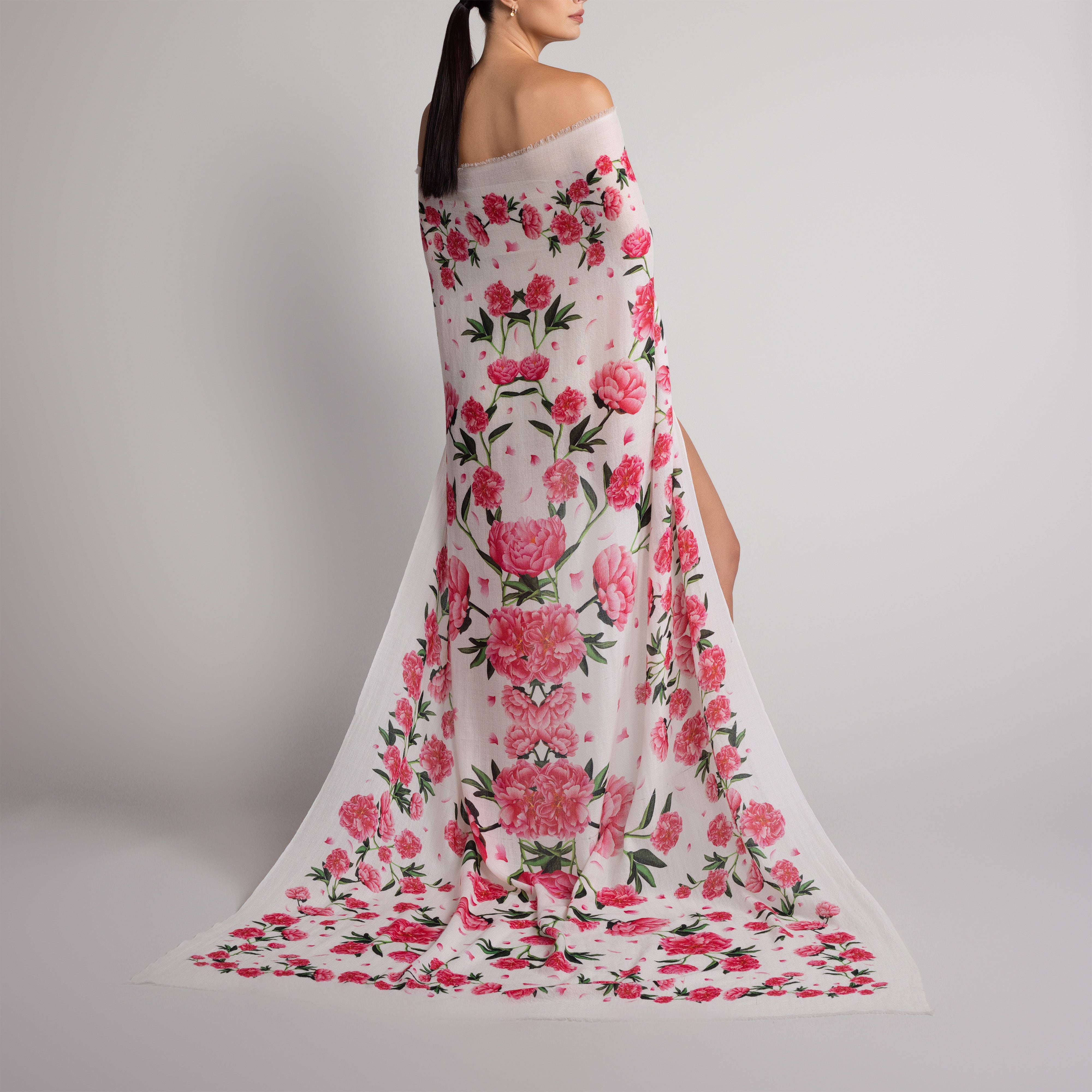 Peony 100% Cashmere Scarf in White