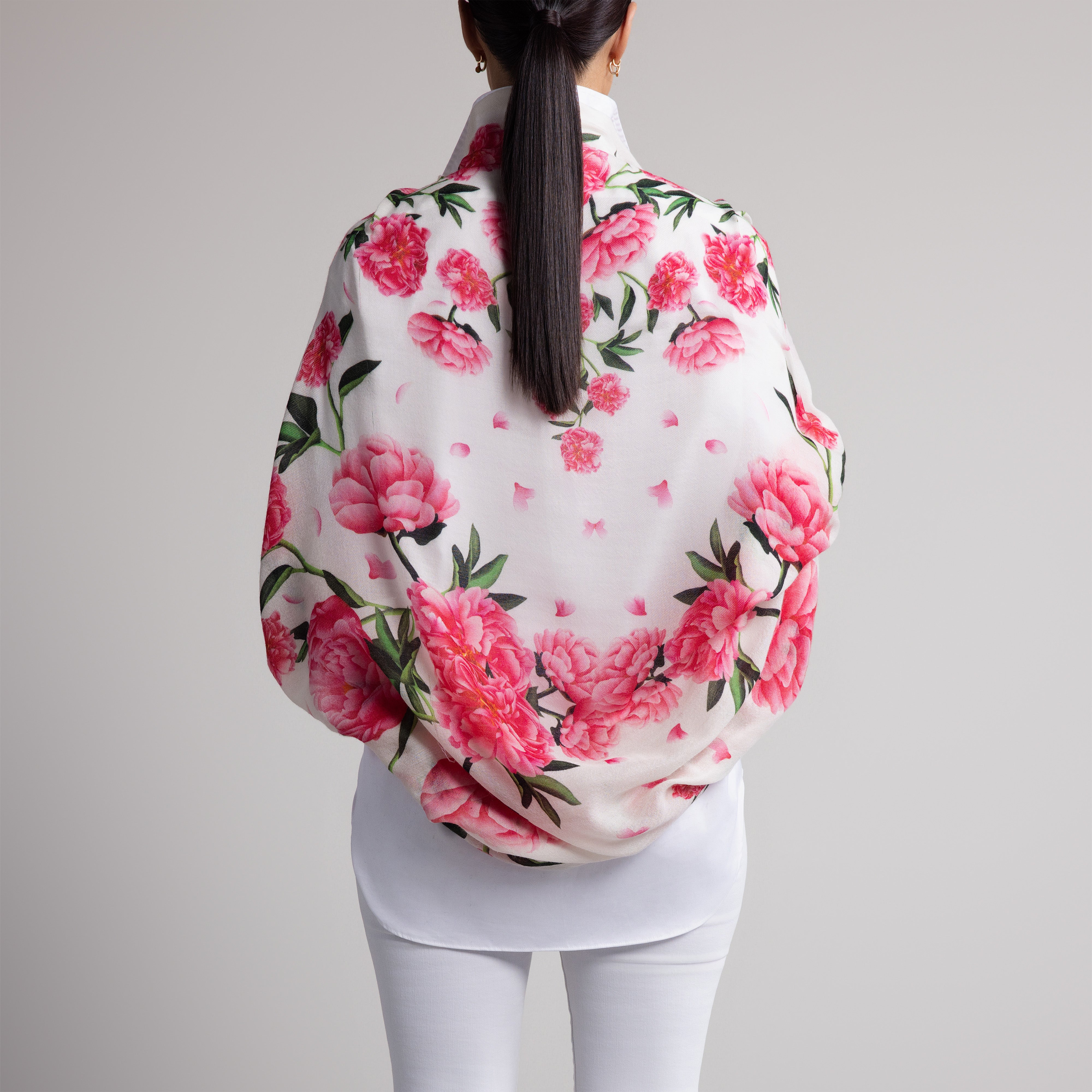 Peony 100% Cashmere Scarf in White