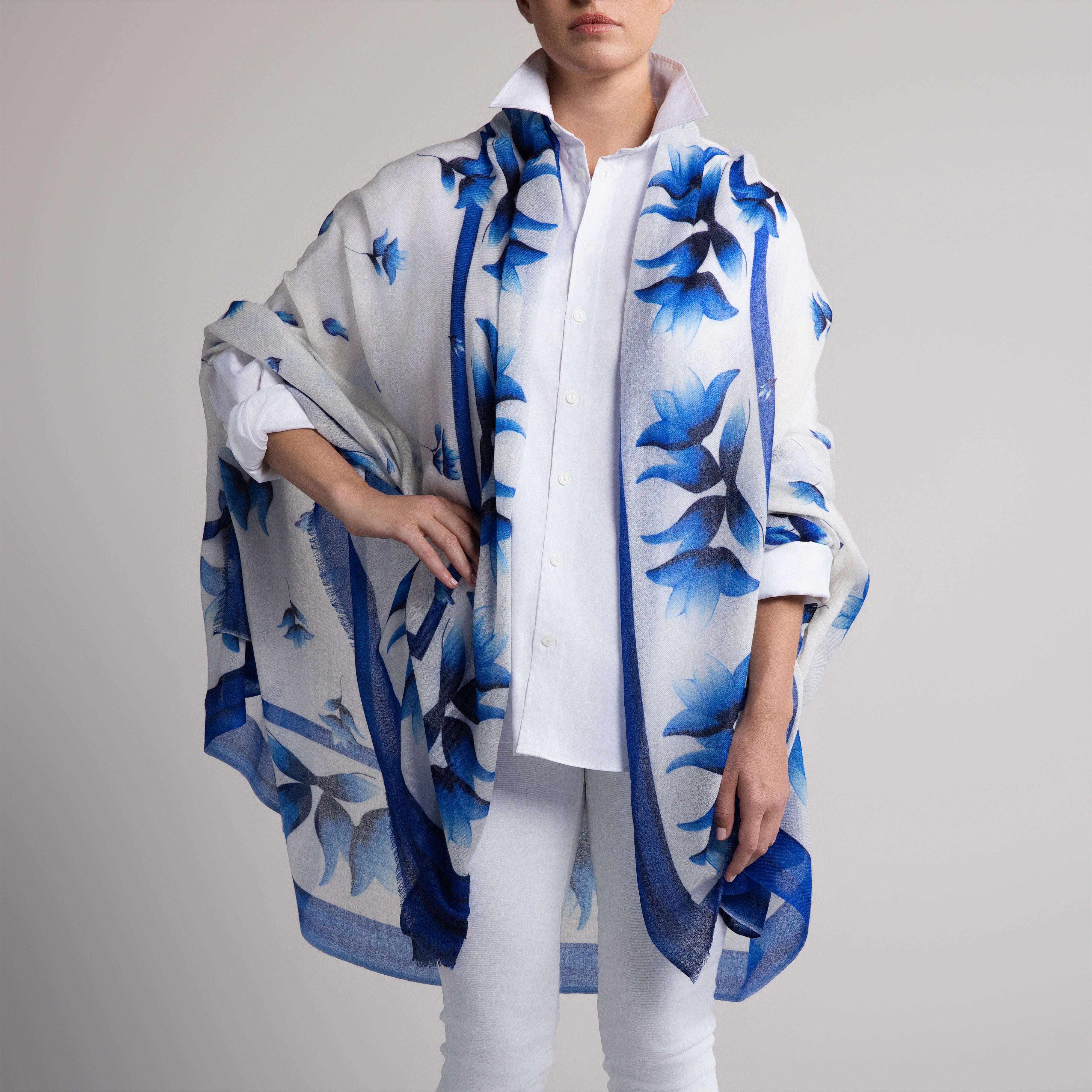 Azul 100% Cashmere Scarf in White