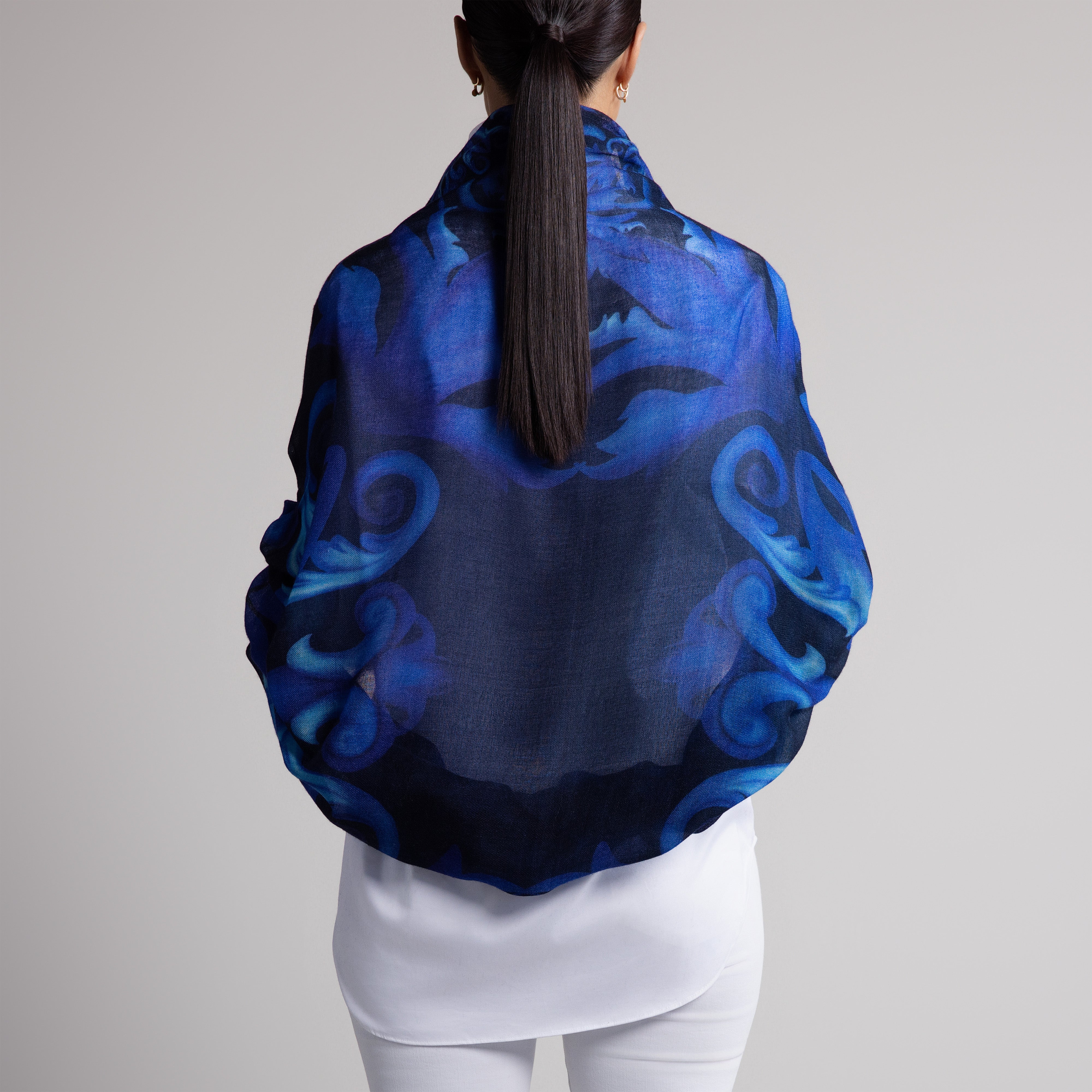 Porto 100% Cashmere Scarf in Navy Blue