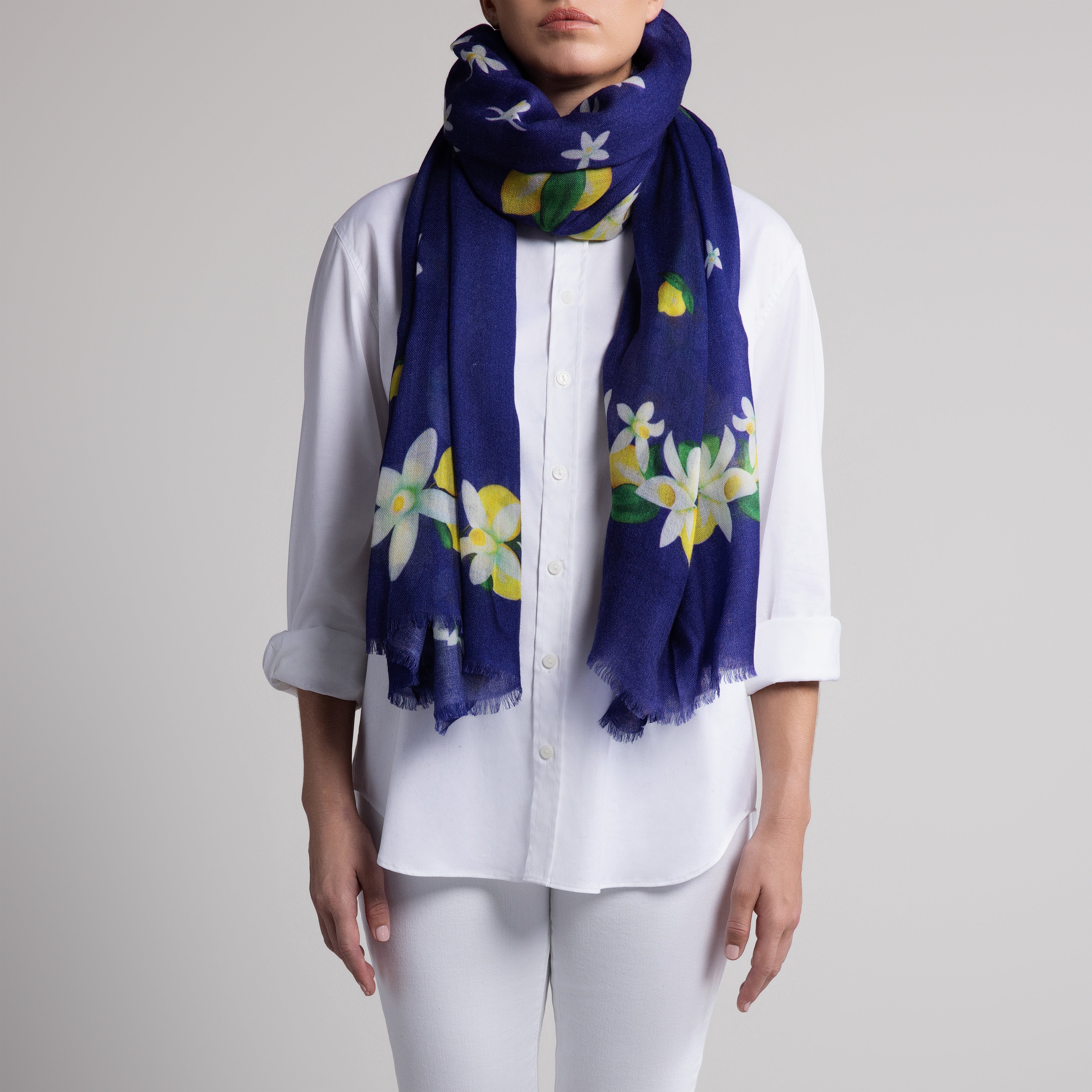 Capri Lemon 100% Cashmere Scarf in Navy Blue